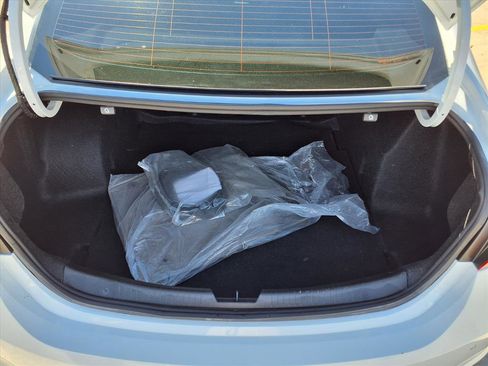 Used 2025 Chevrolet Malibu LT image 11