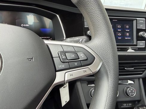 Used 2023 Volkswagen Jetta S image 27