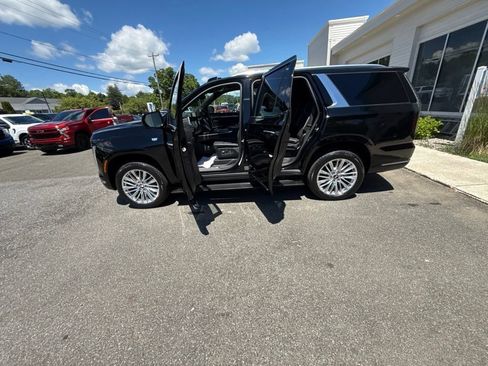 Used 2026 Cadillac Escalade Luxury AWD/4WD image 69