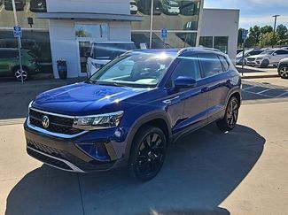 Used 2024 Volkswagen Taos SE w/ Black Wheel Plus Package video 1