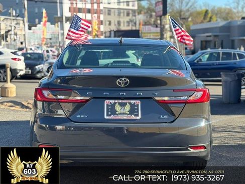 Used 2025 Toyota Camry LE image 5