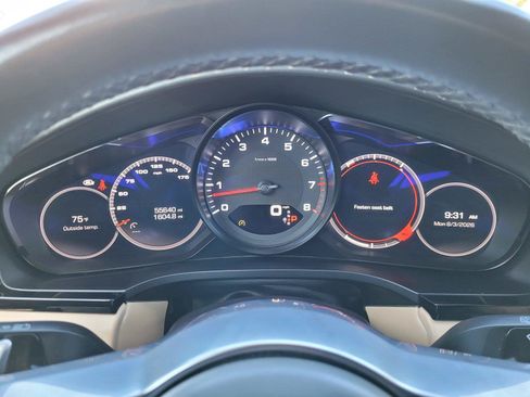 Used 2019 Porsche Cayenne AWD/4WD image 30