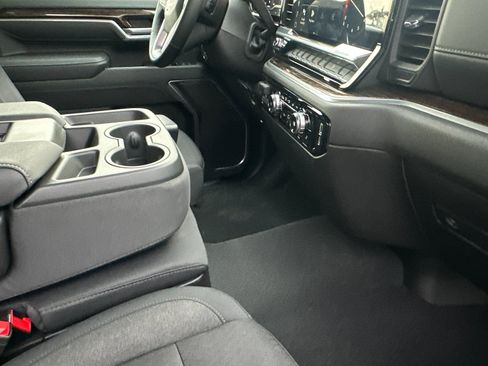 New 2025 GMC Sierra 2500 SLE w/ Max Trailering Package image 15