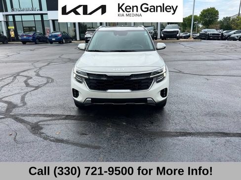 Used 2024 Kia Seltos SX w/ SX Sunroof Package AWD/4WD image 3