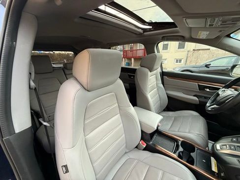 Used 2022 Honda CR-V Touring image 31