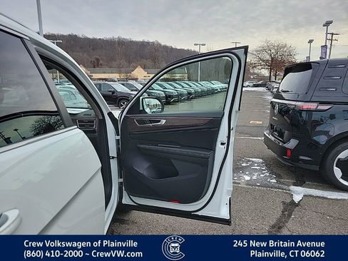 New 2026 Volkswagen Atlas SEL image 41