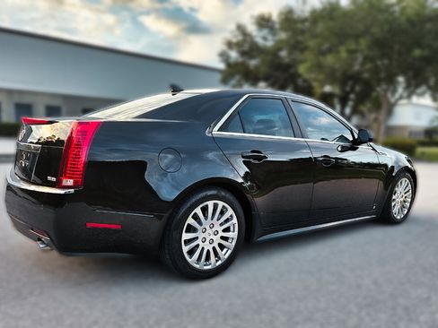 Used 2010 Cadillac CTS Premium image 4