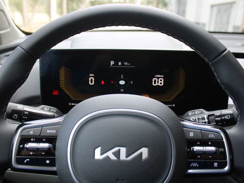 New 2026 Kia Sorento S FWD image 27