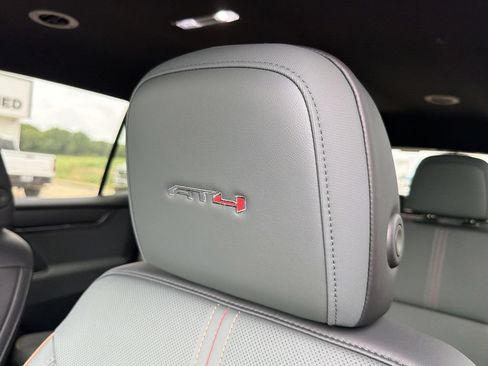 New 2026 GMC Acadia AT4 w/ Luxury Package AWD/4WD image 25