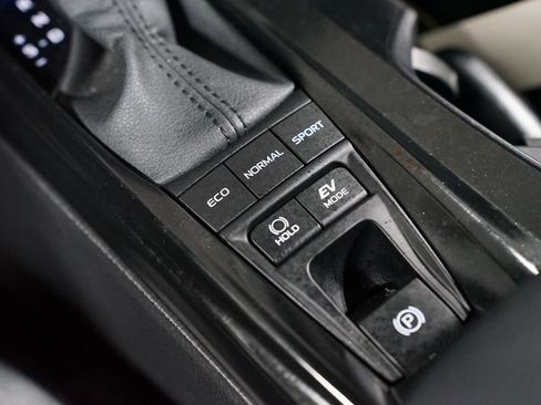 Used 2025 Toyota Camry LE image 22