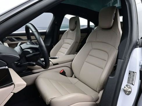 Used 2025 Porsche Taycan RWD image 5
