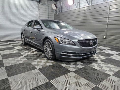 Used 2019 Buick LaCrosse Essence w/ Sun and Shade Package image 4