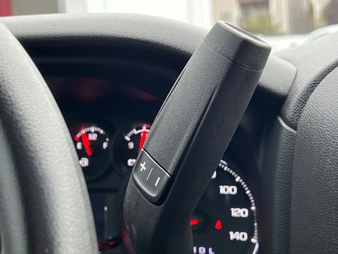 Used 2024 Chevrolet Silverado 1500 Custom image 17