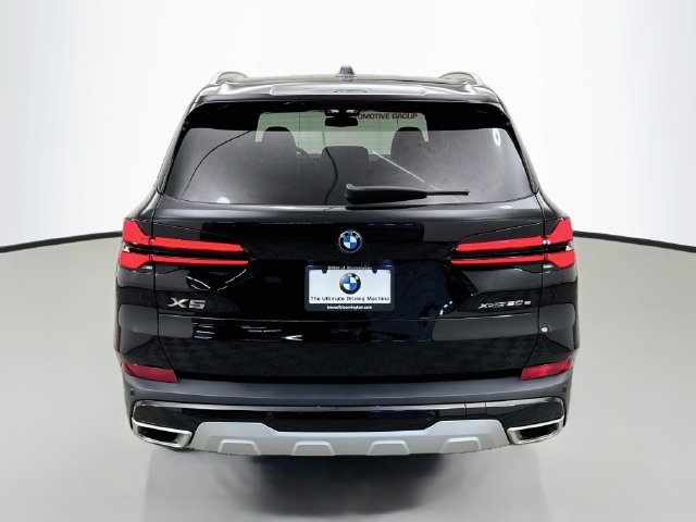Used 2024 BMW X5 xDrive50e w/ Premium Package AWD/4WD image 6