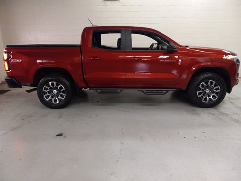Used 2023 Chevrolet Colorado Z71 w/ Z71 Convenience Package 2 image 2