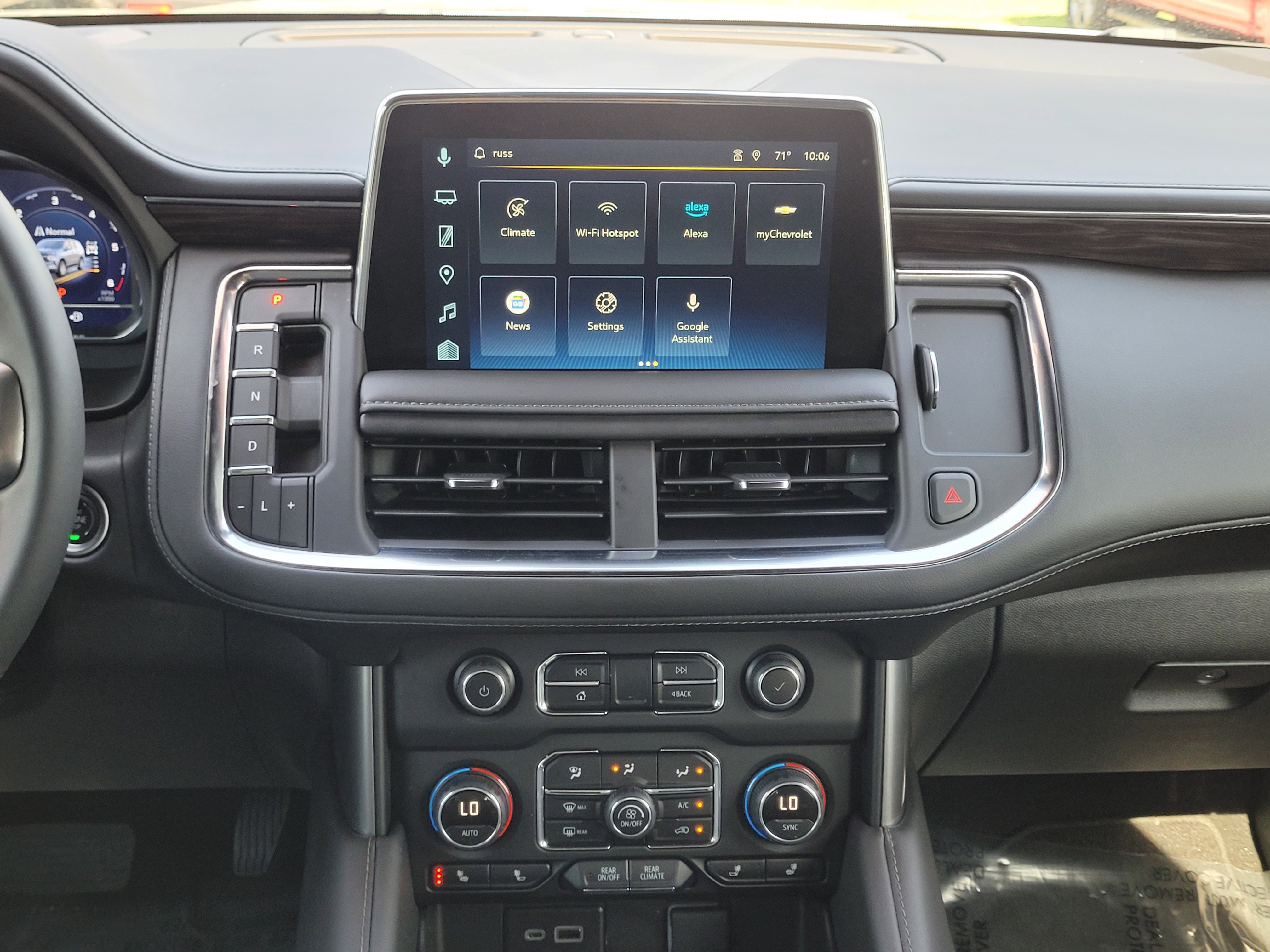 Used 2024 Chevrolet Tahoe Z71 w/ Z71 Off-Road Package AWD/4WD image 15