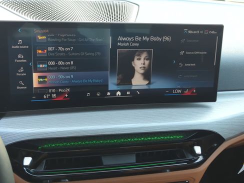 Used 2025 BMW 430i Coupe w/ M Sport Package image 23