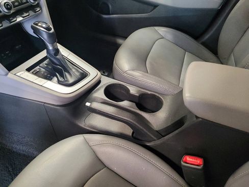 Used 2020 Hyundai Elantra Value Edition FWD image 26