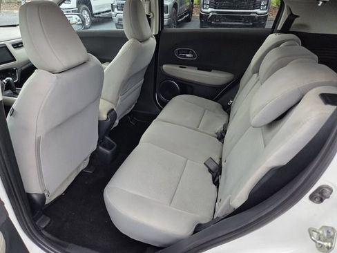 Used 2021 Honda HR-V EX image 10