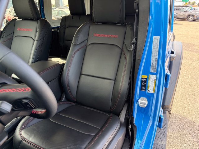 Used 2024 Jeep Wrangler Unlimited Rubicon w/ Technology Group AWD/4WD image 20