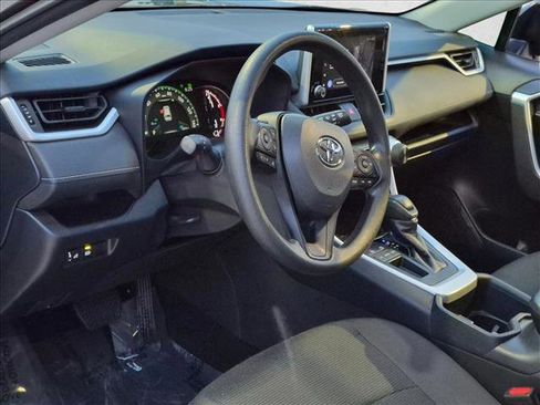 Certified 2025 Toyota RAV4 LE FWD image 9