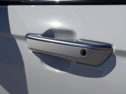 Used 2024 Jeep Grand Cherokee Summit image 20