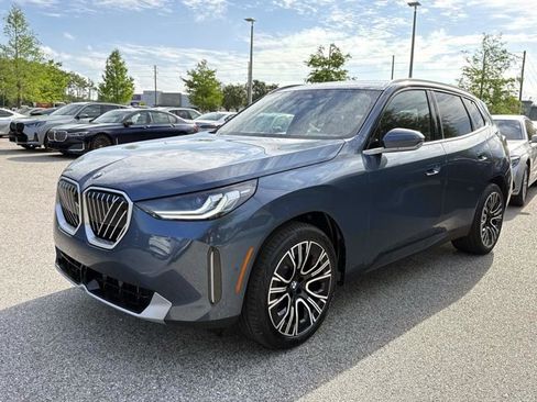 New 2026 BMW X3 xDrive30 w/ Premium Package AWD/4WD image 7