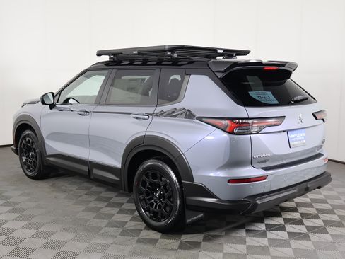 New 2026 Mitsubishi Outlander Trail Edition image 8