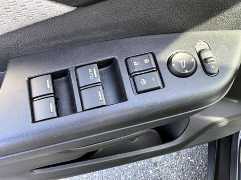 Used 2016 Honda CR-V EX image 9