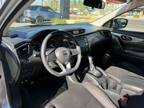 Used 2020 Nissan Rogue Sport S w/ Appearance Package image 12