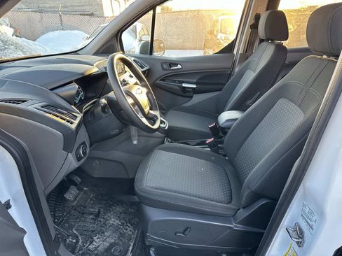 Used 2023 Ford Transit Connect XLT image 24