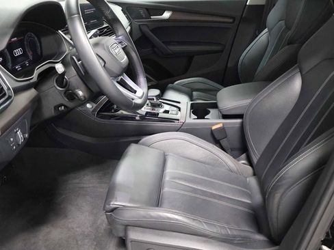 Used 2023 Audi Q5 2.0T Premium Plus w/ Premium Plus Package AWD/4WD image 5