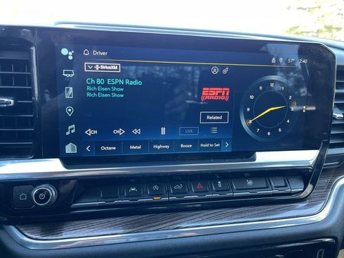 Used 2024 Chevrolet Silverado 1500 LT image 10