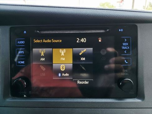 Used 2015 Toyota Sienna XLE FWD image 39
