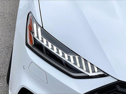 Certified 2025 Audi A7 3.0T Premium Plus w/ Premium Plus Package image 12