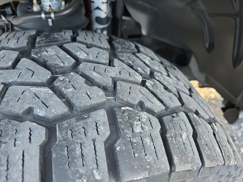 Used 2021 Jeep Gladiator Mojave image 11