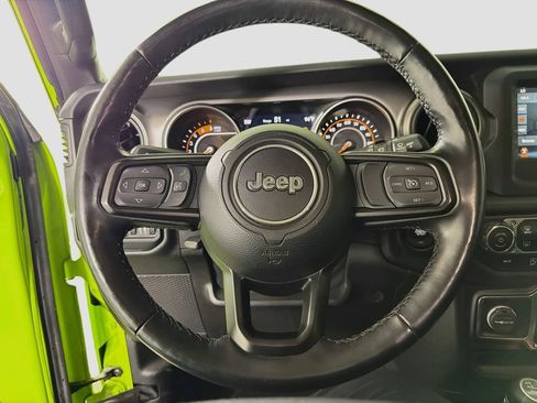 Used 2021 Jeep Wrangler Unlimited Sport AWD/4WD image 15
