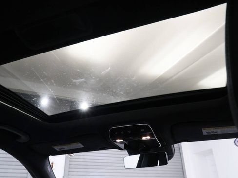 Used 2023 Mercedes-Benz C 300 4MATIC Sedan image 19