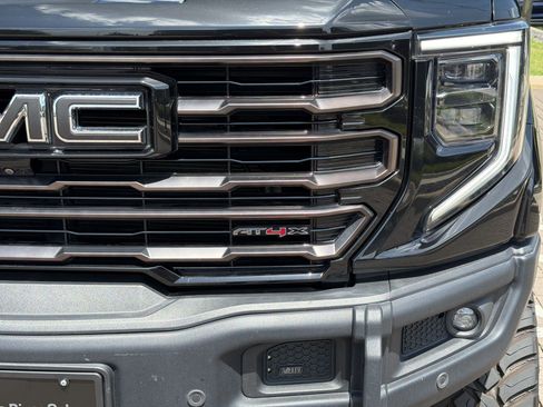 Used 2023 GMC Sierra 1500 AT4X AWD/4WD image 26