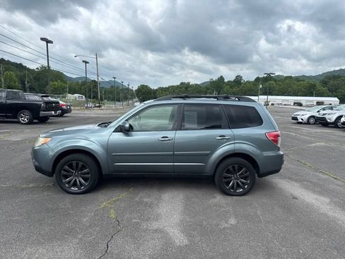 Used 2012 Subaru Forester 2.5X Limited AWD/4WD image 5