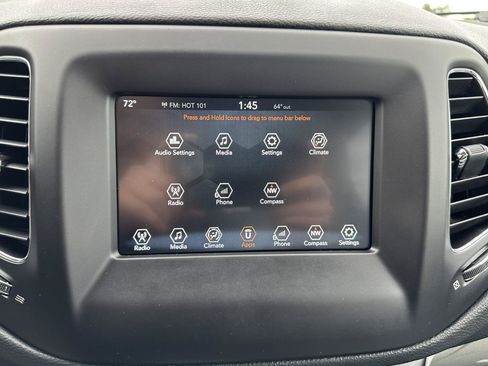 Used 2018 Jeep Compass Latitude w/ Popular Equipment Group FWD image 68