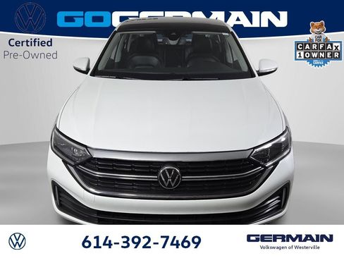 Certified 2024 Volkswagen Jetta SEL FWD image 3