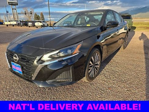 Used 2023 Nissan Altima 2.5 SV image 3