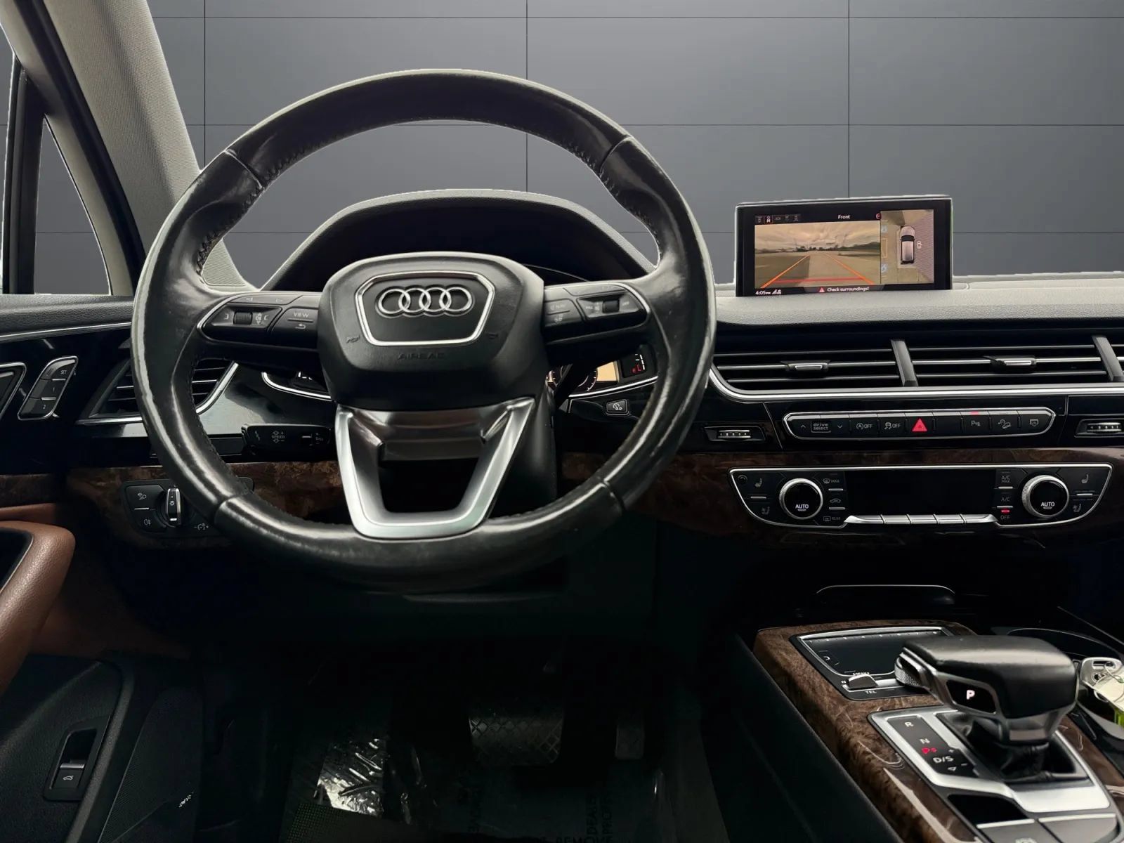 Used 2018 Audi Q7 3.0T Prestige w/ Prestige Package AWD/4WD image 22