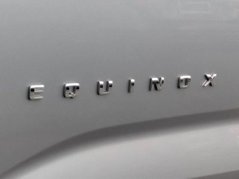 Used 2025 Chevrolet Equinox LT image 10