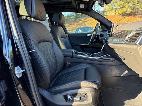 New 2026 BMW X7 xDrive40i w/ M Sport Package AWD/4WD image 29
