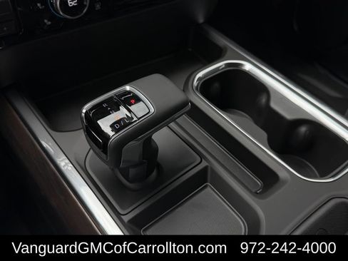 New 2026 GMC Sierra 1500 SLT AWD/4WD image 15