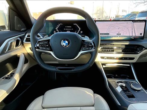 Used 2025 BMW 430i xDrive Coupe w/ Premium Package image 5