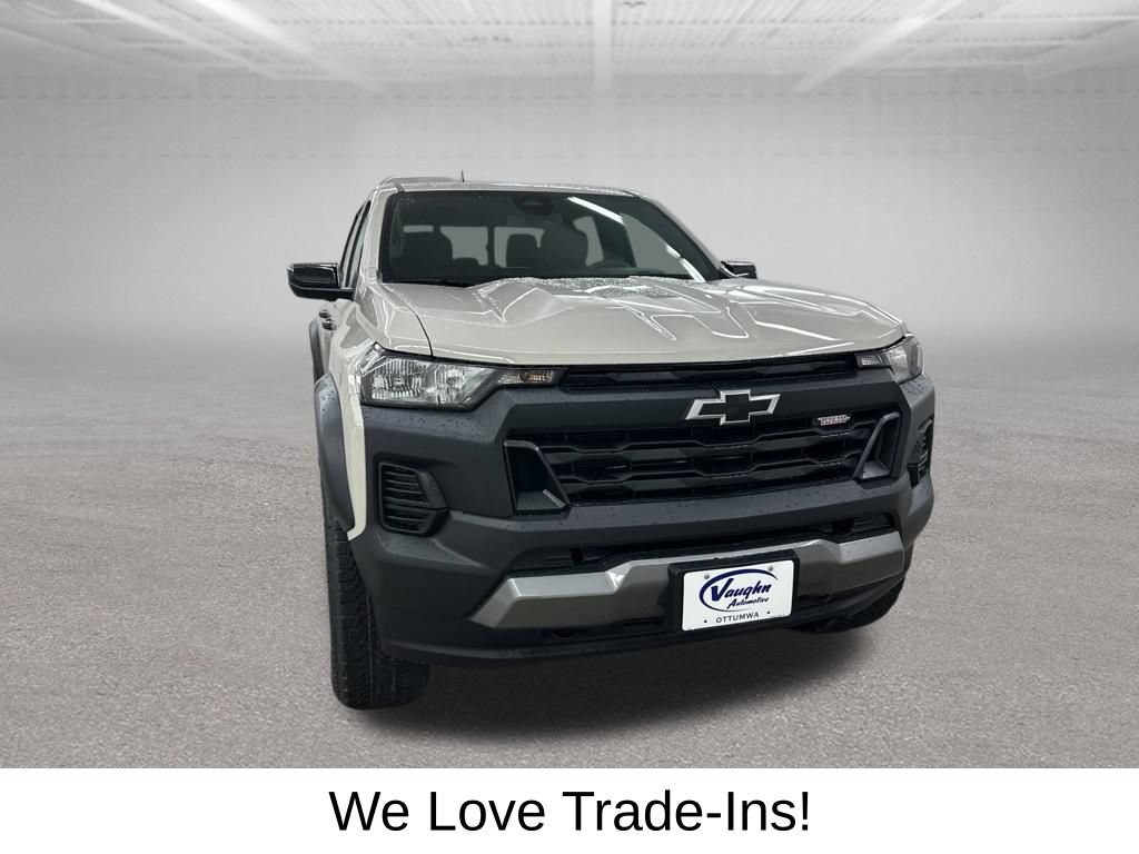 New 2026 Chevrolet Colorado Trail Boss AWD/4WD image 2