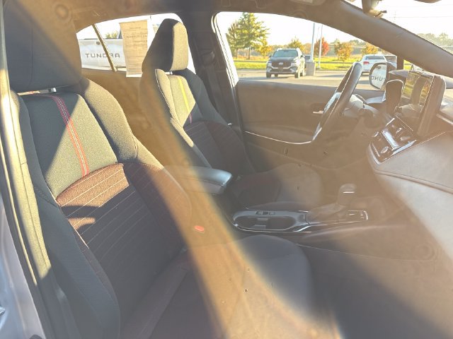 Certified 2025 Toyota Corolla SE w/ Convenience Package FWD image 13